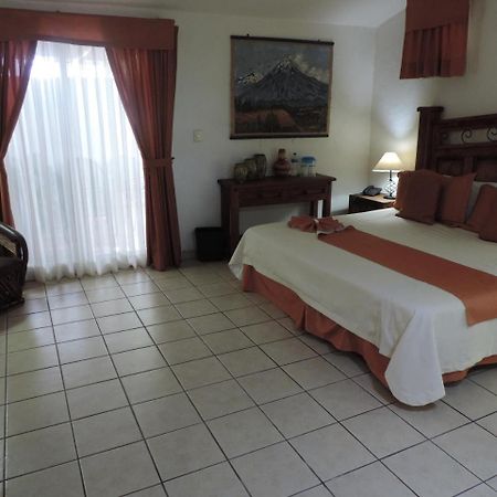 Hotel Hospedajes Del Rey Colima Extérieur photo